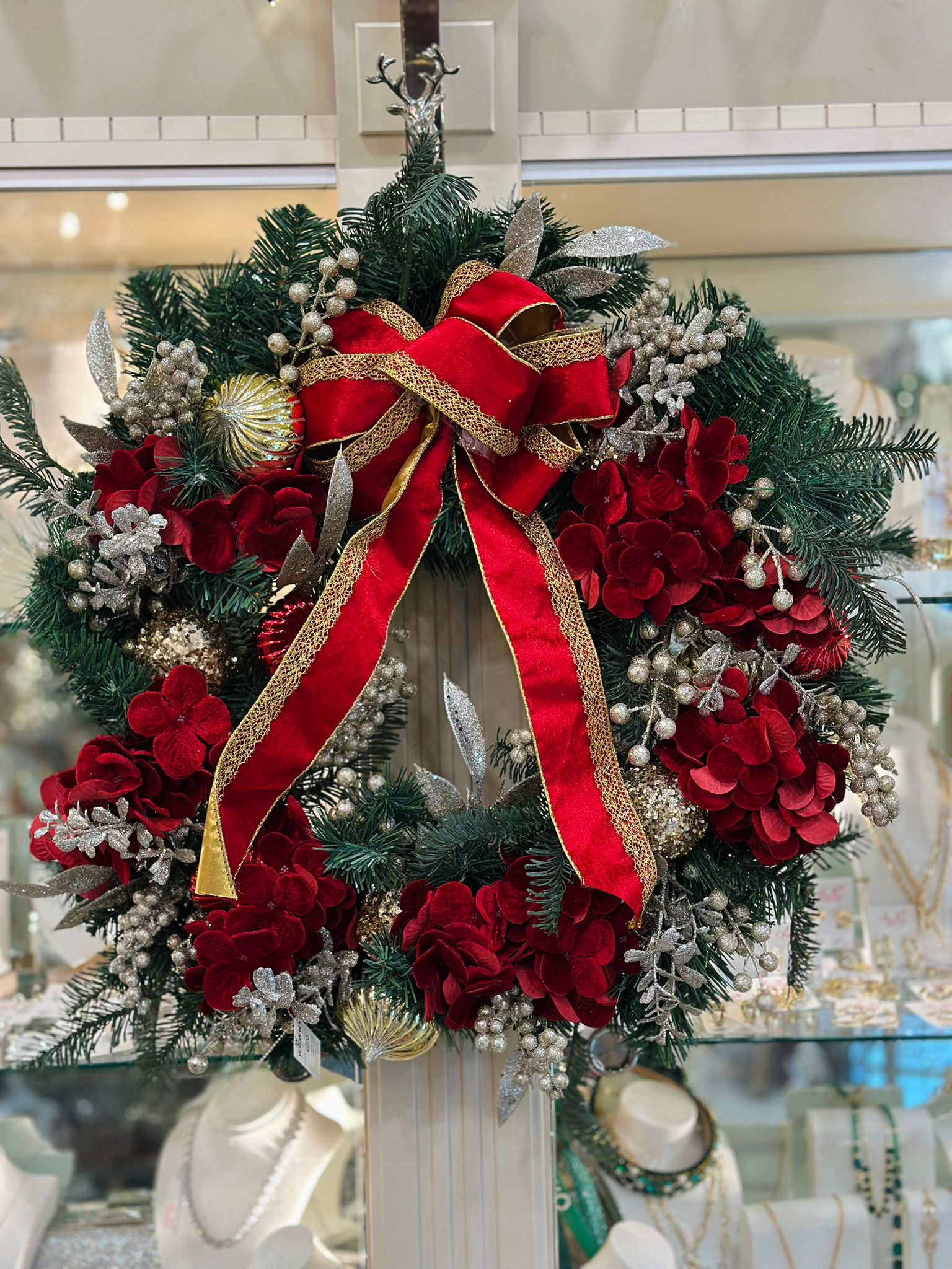 Luxury Christmas Wreath 76cm