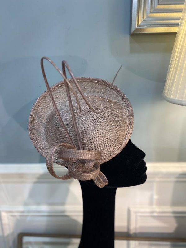 Beige Fascinator With Pearl Detail