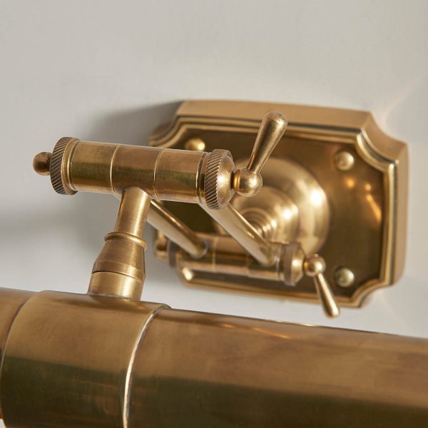 Brass 20" Wall Mounted Picture Light - Image 4