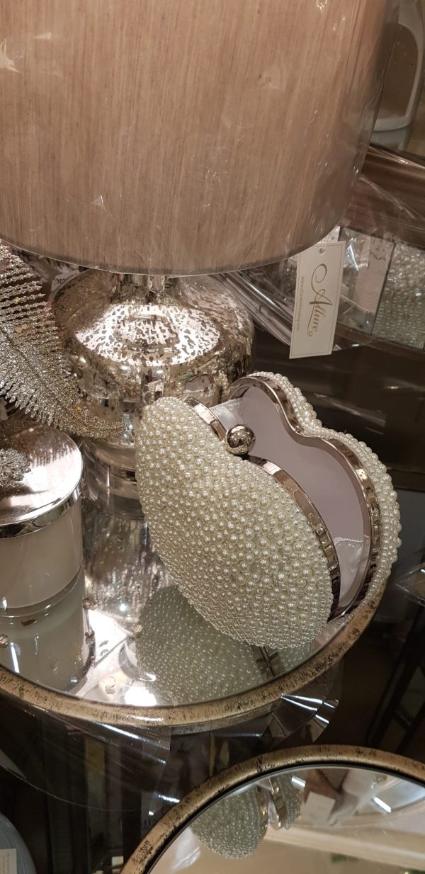 Pearl Ivory Heart Shaped Clutch Bag - Image 2