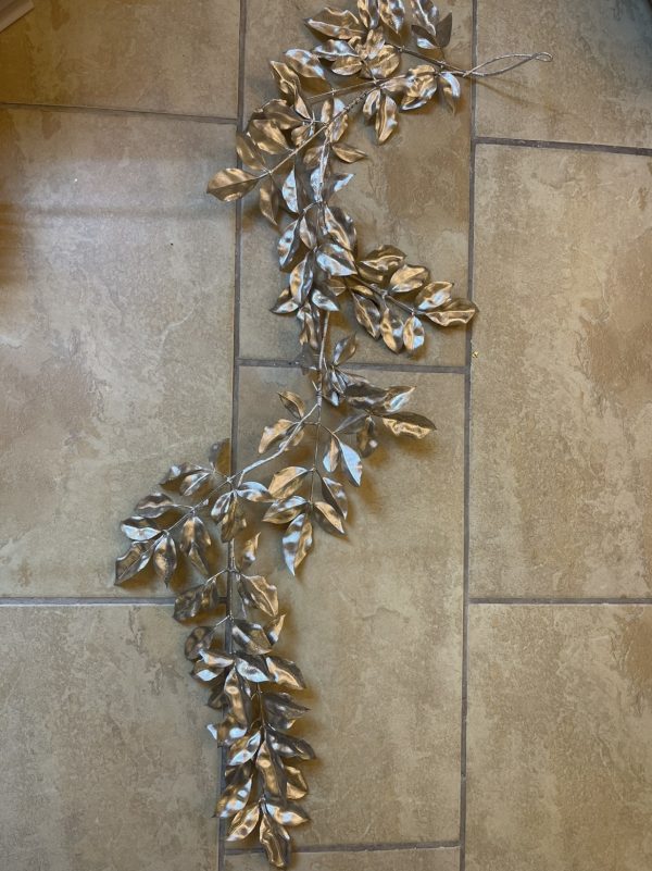 Champagne Silver Leaf Garland 115 cm