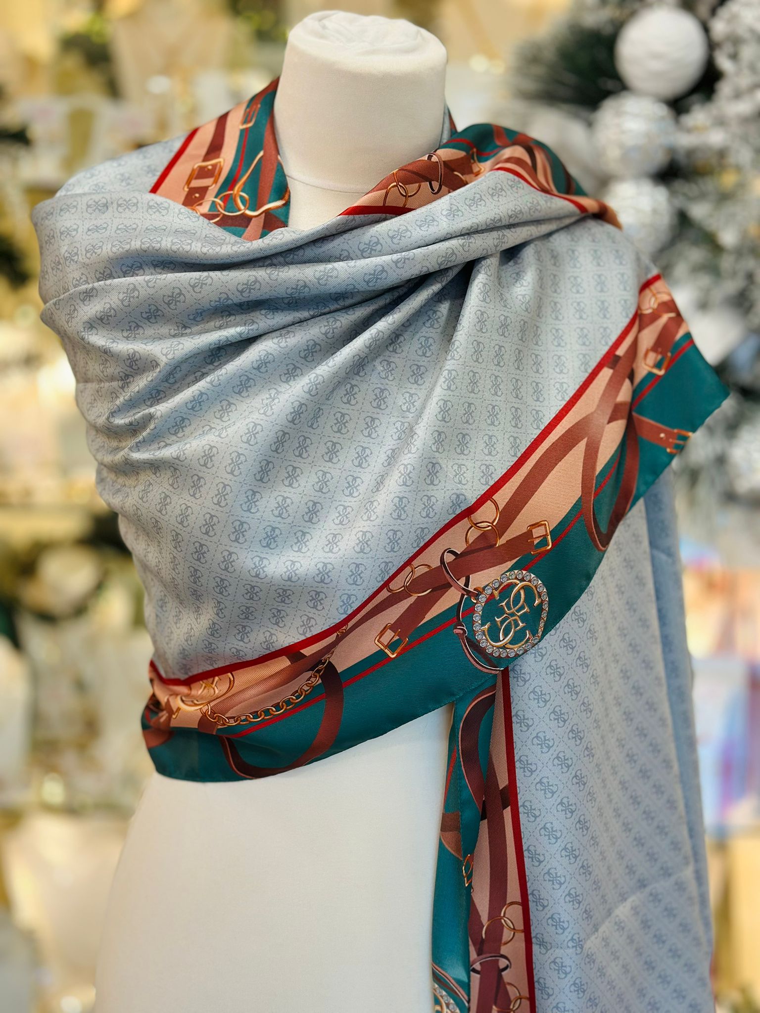 Guess Reversible Scarf Blue Multi - Image 2