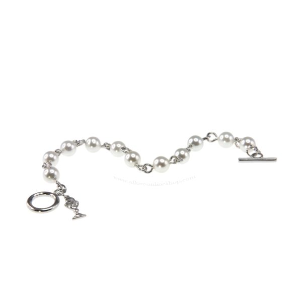 Bracelet With Pearl-Imitation Beads and a Ring Charm