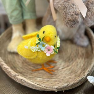Easter Chick with Flowers
