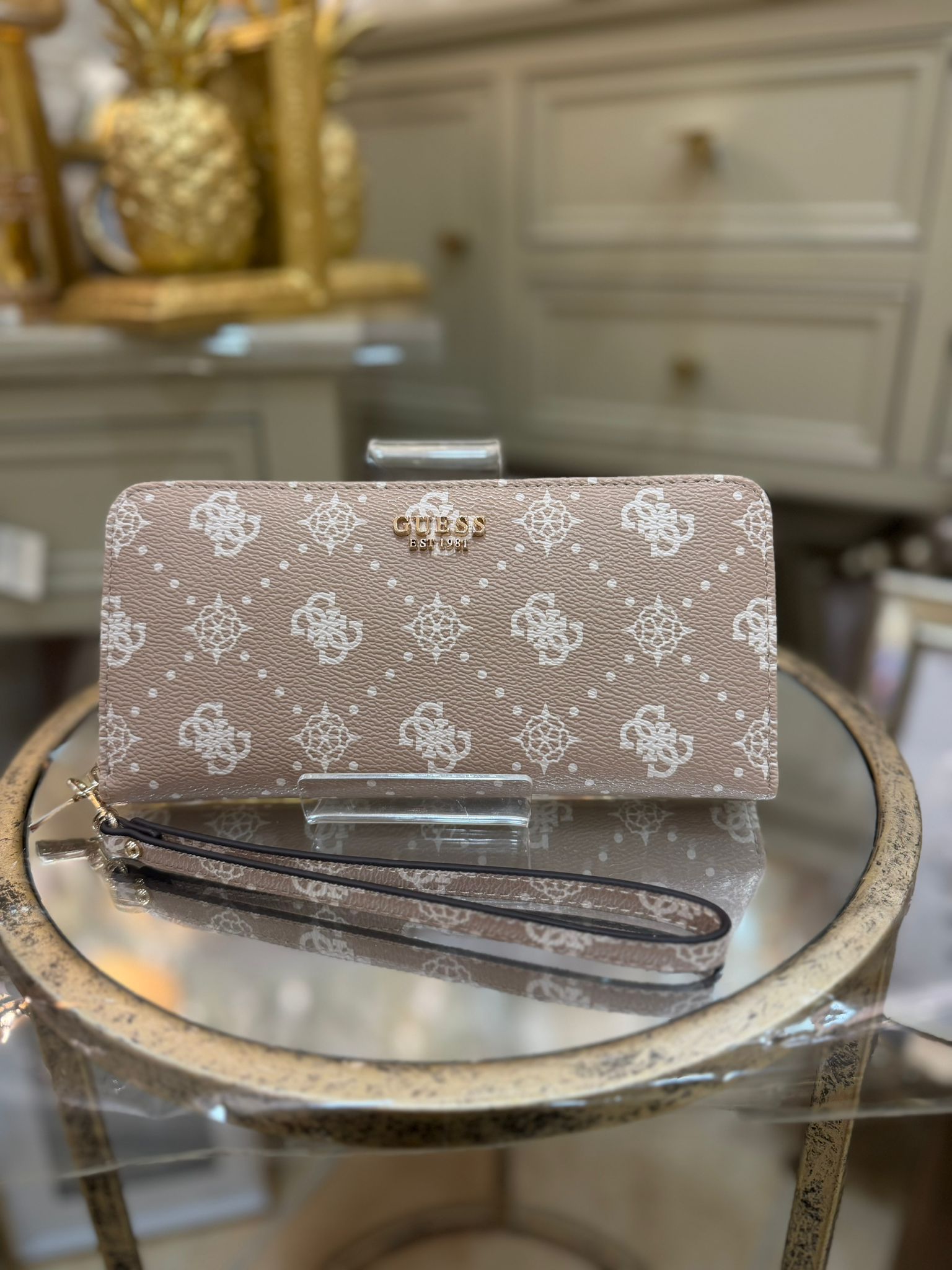 GUESS Carrie Maxi Wallet Beige Logo
