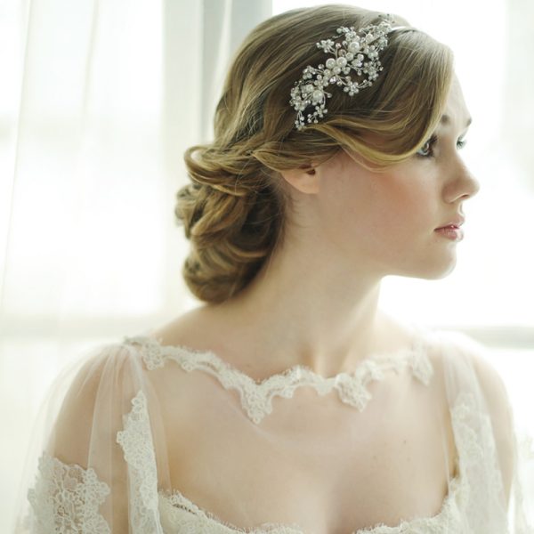 WEDDING HEADBAND WITH PEARLS & CRYSTALS - Image 3