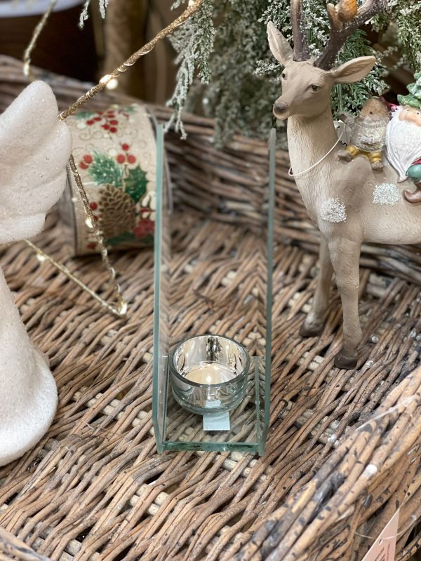 Reindeer Scene Single Glass Tealight Holder - Image 2