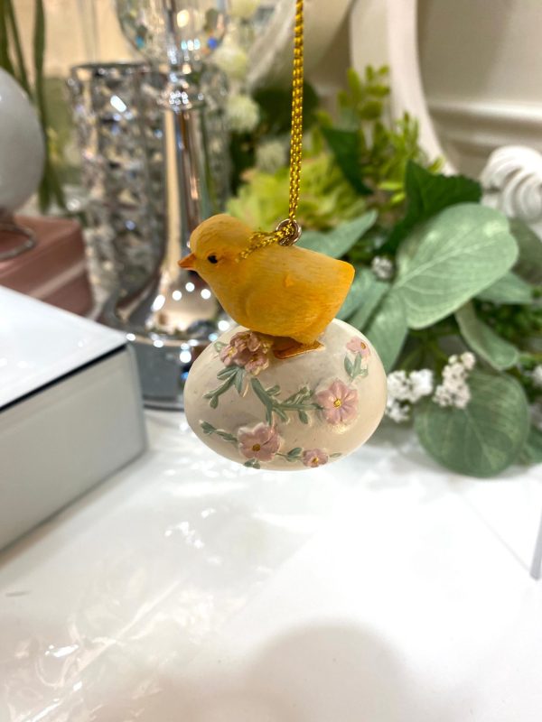 Chick Peep On Floral Egg Ornament 6cm Cream/Yellow