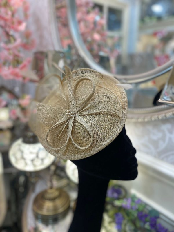 Champagne Small Disc Metallic Fascinator With Ribbon & Pearl Detail