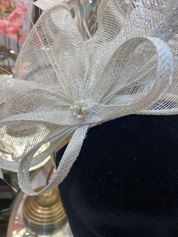 Ivory Metallic Sinamay Fascinator With Feathers - Image 3