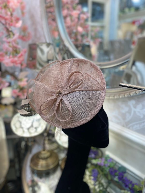 Sorbet Small Disc Metallic Fascinator With Ribbon & Pearl Detail