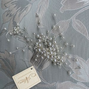 Delicate Bridal Comb Silver With Pearls & Small Crystals