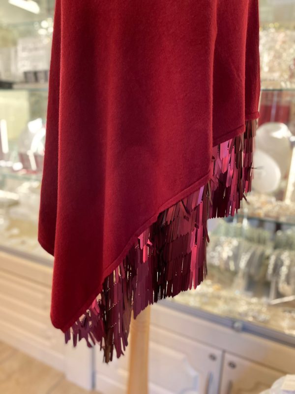 Cashmere Touch Poncho with Tassels Red - Image 2