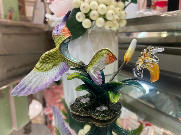 Treasured Trinkets Hummingbird - Image 3
