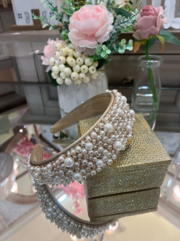 Beige Headband with Studed Pearls