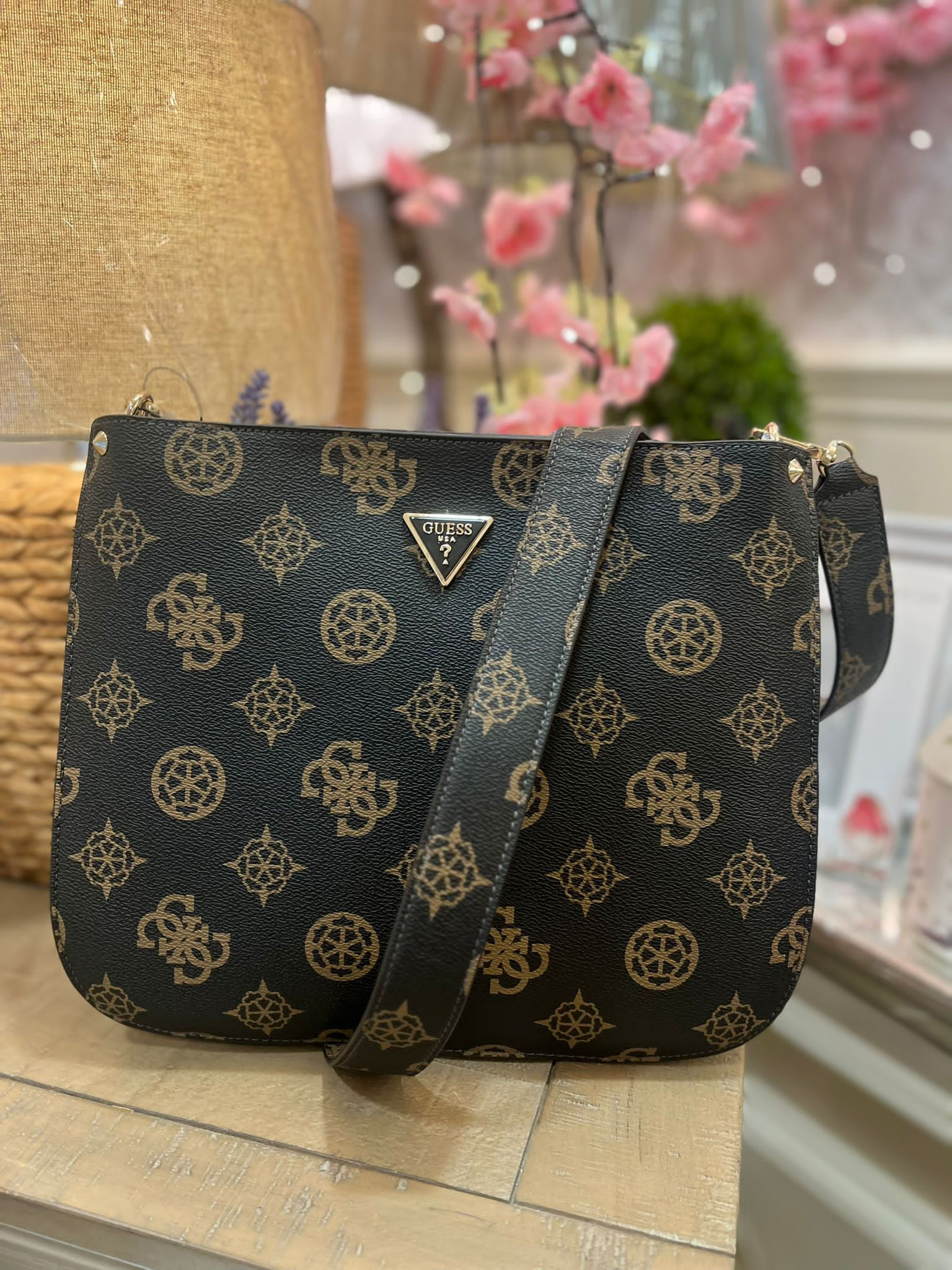 GUESS Shoulder bag MERIDIAN