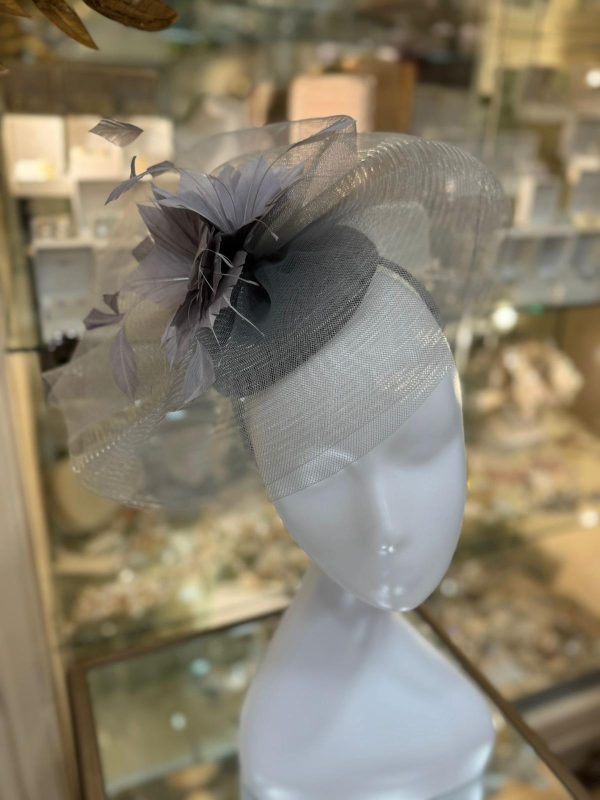 Storm Fascinator with Veil and Feathers - Image 2