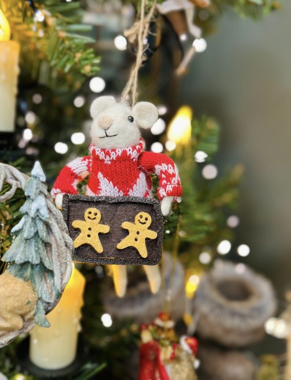 Mouse in Winter Sweater & Gingerbread Tray Hanger