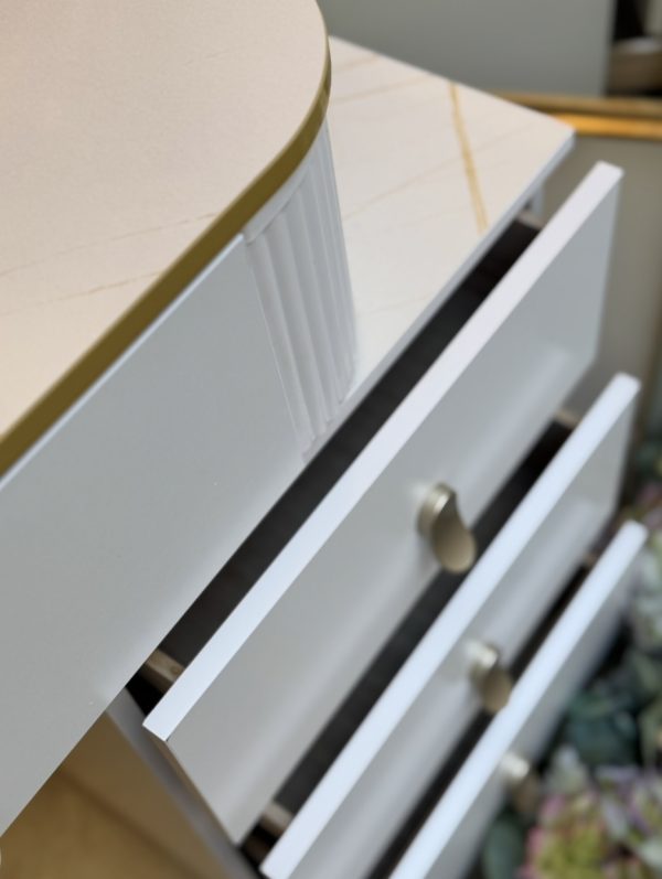 Ivory & Gold 4 Piece Dressing Table Set - Image 7