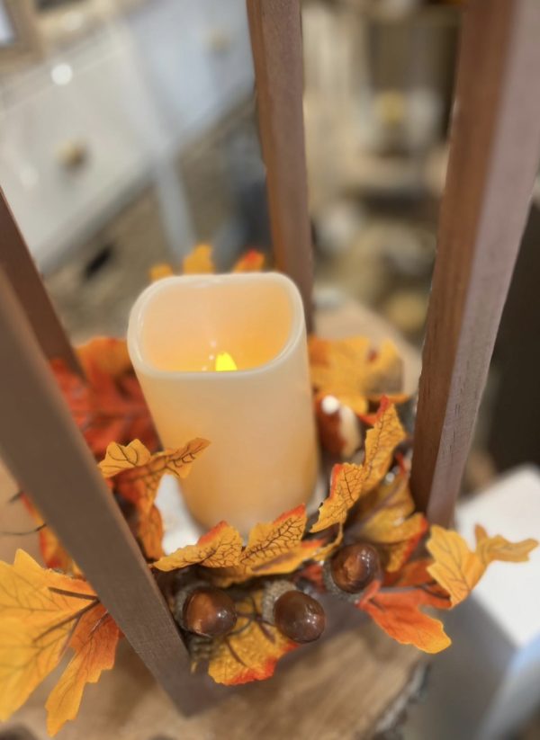 Wooden Lantern with Dual Decor Autumn or Xmas - Image 5