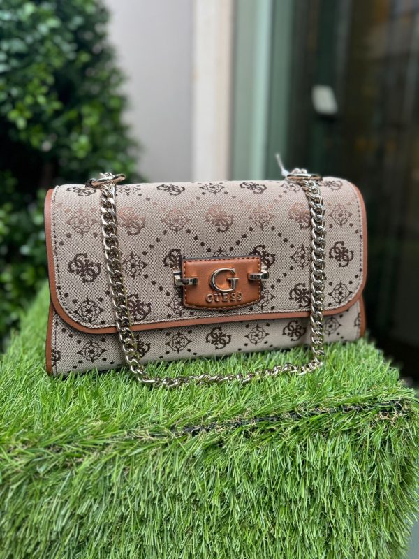 GUESS Neda Crossbody Bag Logo 4G Peony Latte