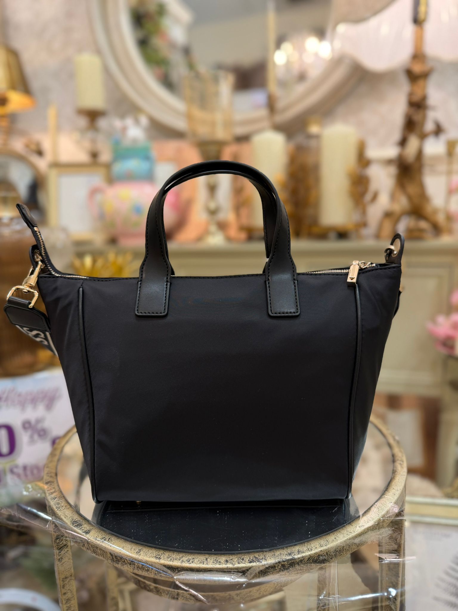 GUESS Follie Travel Shopper Black - Image 2