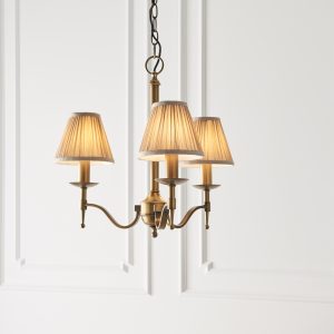 Antique Brass 3lt Pendant With Individual Beige Shades