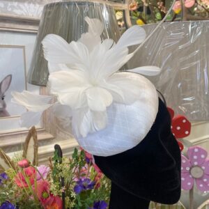 White Beret With feather Flower Detail