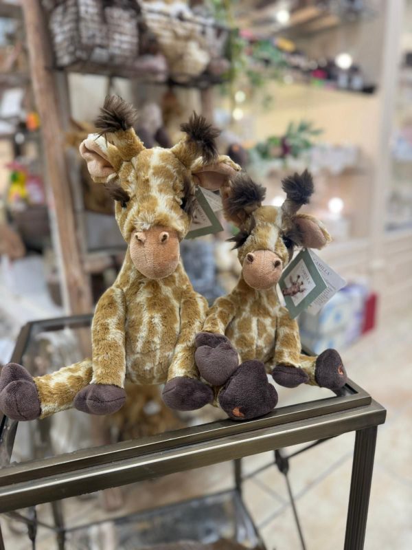 Wrendale Camilla Giraffe Junior - Image 6