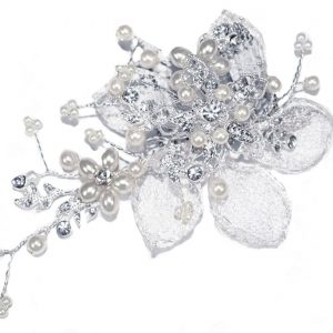 Magnolia Floral Pearl & Crystal Detailed Hair Clip