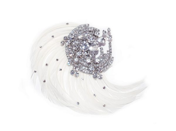 Sophisticated Bridal Clear Swarovski Crystal & Ivory Feathers Comb