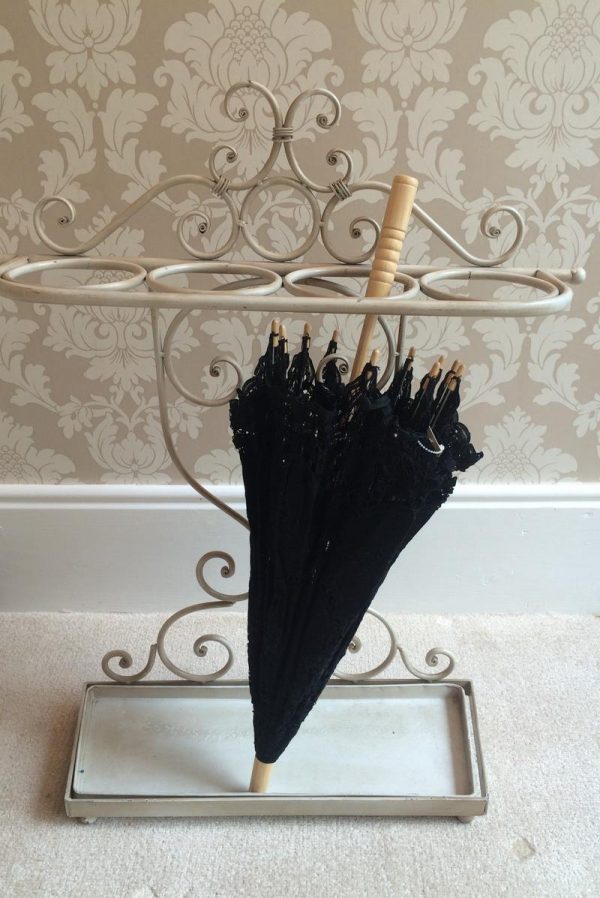 Stunning Black Lace Parasol