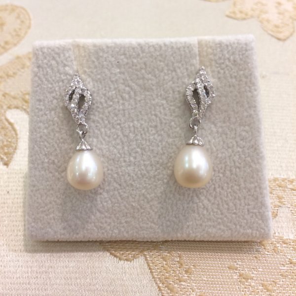 Sophisticated Pearl & Silver Earrings