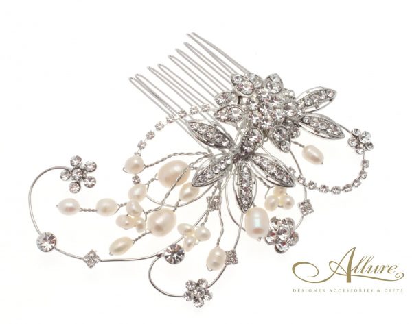 Pearl & Swarovski Crystal Flower Detail Hair Comb