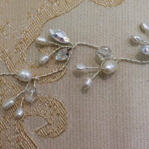 Delicate Freshwater Pearl & Crystal Hairvine