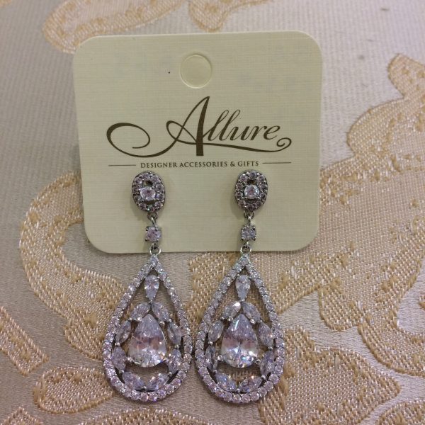 Stunning Silver Tear Drop Earrings