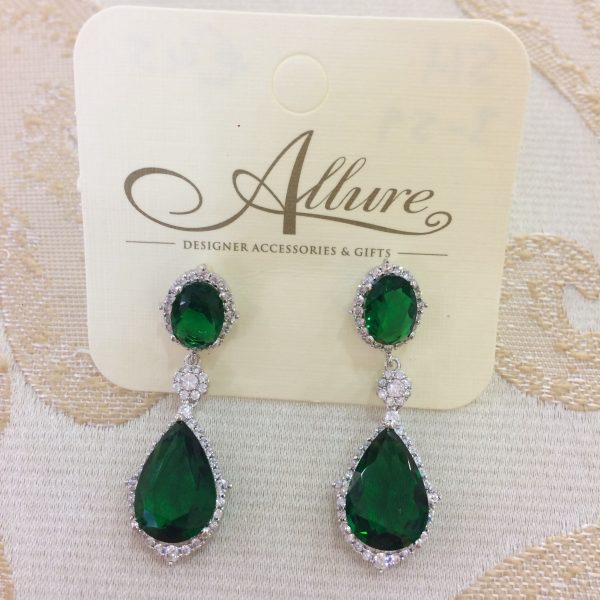 Beautiful Green Drop Earrings