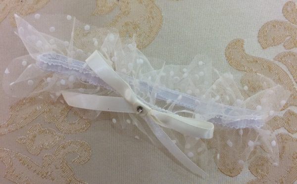 Delicate Garter with Ivory Bow