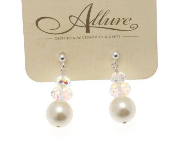 White Pearl & Swarovski Crystal Earring