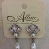 Gorgeous Vintage Pearl & Crystal Earrings