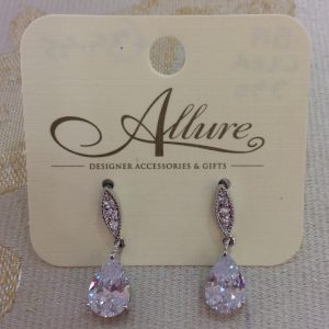 Dainty Crystal Teardrops Earrings