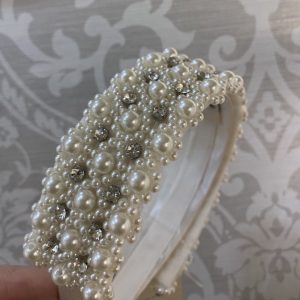 Beautiful Pearl & Crystal Headband